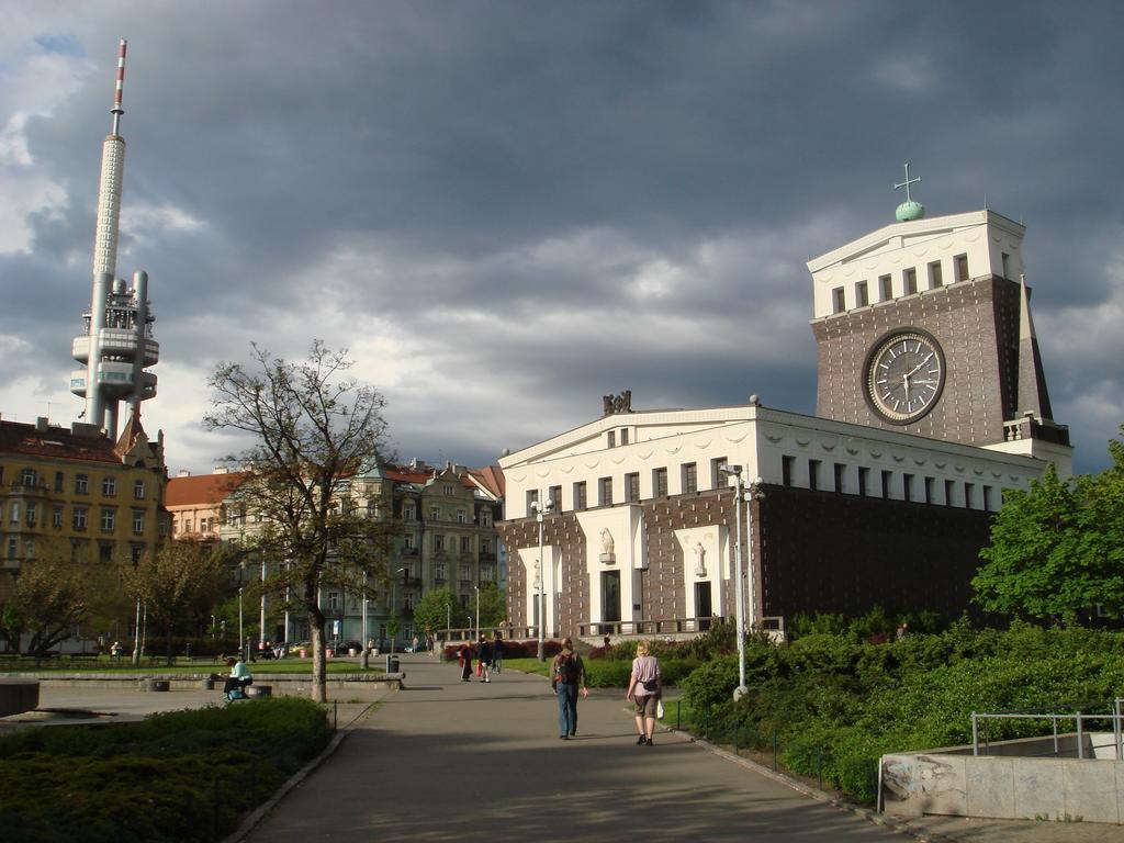 Tower Apartment Prague Chambre photo